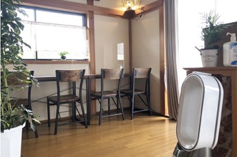 【住居付き店舗】閑静な住宅街の角地