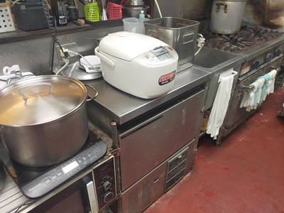 内装美装居抜き物件！駐車場完備(有料)