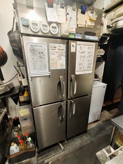 下馬六丁目の1階路面の内装美装な居抜き物件