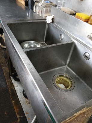 【重飲食可】バス通り沿いの1階居抜き物件